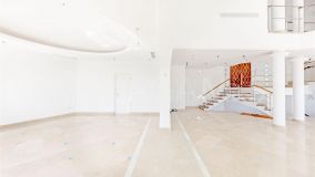 Villa en venta en Puerto del Almendro, Benahavis