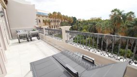 Spectacular duplex penthouse in an exclusive building in the best area of the old town of Malaga