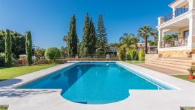 Villa for sale in Hacienda las Chapas, Marbella Est
