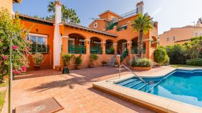 Villa for sale in Bahia de Marbella, Marbella East