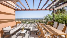 Zweistöckiges Penthouse zu verkaufen in Les Belvederes, Nueva Andalucia