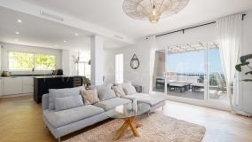 Tvåvånings takvåning for sale in Les Belvederes, Nueva Andalucia