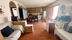 Apartamento en venta en La Carihuela, Torremolinos