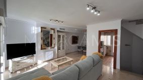 Adosado en venta en Costabella, Marbella Este