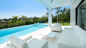 For sale Nagüeles villa with 5 bedrooms