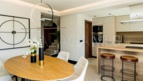Penthouse for sale in Los Naranjos Hill Club, Nueva Andalucia