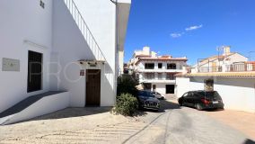For sale town house in Guaro