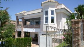 Luxury villa with panoramic views in La Alqueria, Benahavis