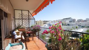 Comprar apartamento de 4 dormitorios en Marbella Centro