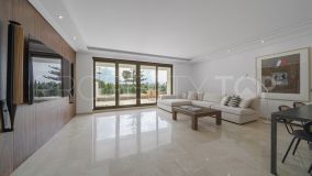 Spectacular modern style apartment completely renovated in Las Terrazas, Marbella Golden Mile