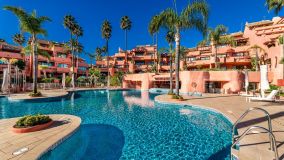 Zweistöckiges Penthouse zu verkaufen in Cabo Bermejo, Estepona Ost