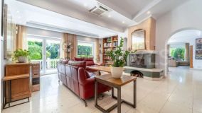 Villa en venta en El Rosario, Marbella Este