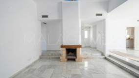 Villa for sale in Marbella - Puerto Banus