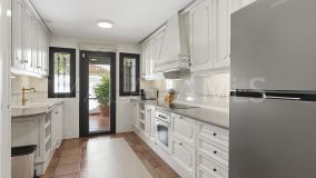 Villa en venta en Las Chapas, Marbella Este