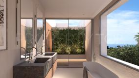 Buy villa in El Higueron with 4 bedrooms