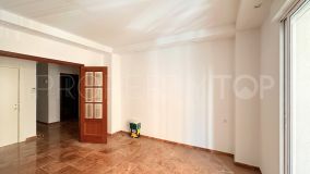 Apartamento de 2 dormitorios en venta en Figares - San Antón