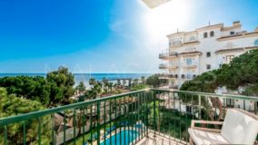 Apartamento en venta en Andalucia del Mar, Marbella - Puerto Banus