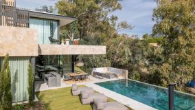 Villa en venta en La Cerquilla, Nueva Andalucia