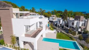 Villa for sale in La Fuente, Marbella City