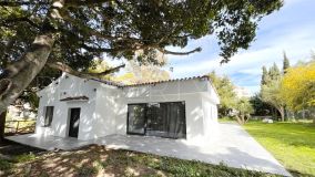 Fantastic independent house completely renovated in Las Brisas, Nueva Andalucía, Marbella