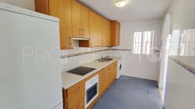 Apartamento planta baja de 3 dormitorios en venta en Casares Golf