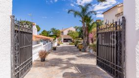 Villa for sale in Torremolinos