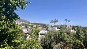 Villa zu verkaufen in Los Naranjos, Nueva Andalucia