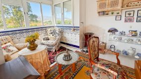 Flat for sale in Estepona East