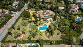 Villa for sale in Cumbres de Elviria, Marbella East