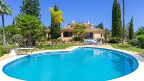 Villa en venta en Cumbres de Elviria, Marbella Este
