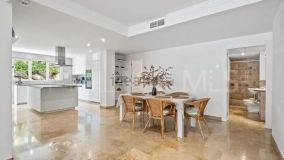 Erdgeschosswohnung zu verkaufen in Las Cascadas, Marbella Goldene Meile