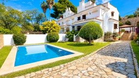 Doppelhaushälfte zu verkaufen in Nueva Andalucia, Marbella