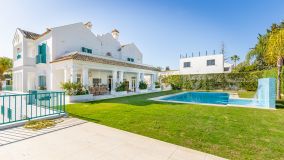 Villa for sale in Huerta Belón, Marbella City