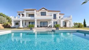 Spectacular villa with fantastic views in Los Flamingos Golf, Benahavis