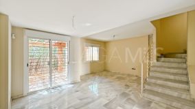 Town House for sale in Calypso, Calahonda