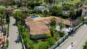 Villa en venta en La Cerquilla, Nueva Andalucia