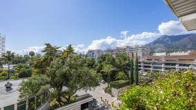 Apartment for sale in Jardín del Mediterráneo, Marbella Golden Mile