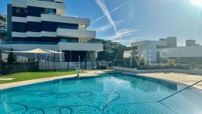 Apartamento en venta en Los Altos de los Monteros, Marbella Este