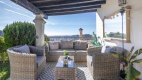 Villa for sale in Cerros del Lago, Istan