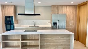 Apartamento en venta en Real de La Quinta, Benahavis
