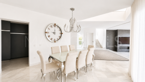 Villa for sale in El Herrojo, Benahavis