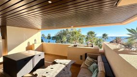 Apartment for sale in Bahia de la Plata, Estepona East