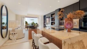 Fully refurbished 3 bedroom apartment in Los Granados del Mar, Estepona
