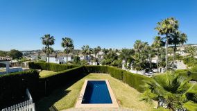 Comprar villa de 5 dormitorios en Marbella Country Club
