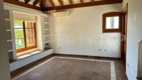 For sale 4 bedrooms villa in Estepona