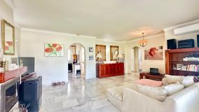 Appartement rez de chaussée for sale in El Paraiso, Estepona Est