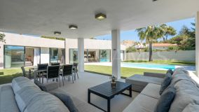 Villa zu verkaufen in Marbesa, Marbella Ost