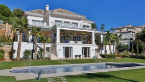 Villa en venta en Marbella Hill Club con 7 dormitorios