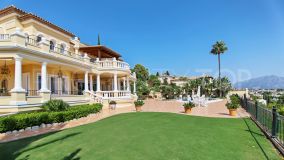 Villa en venta con 5 dormitorios en El Paraiso