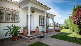 Villa for sale in Lindasol with 7 bedrooms